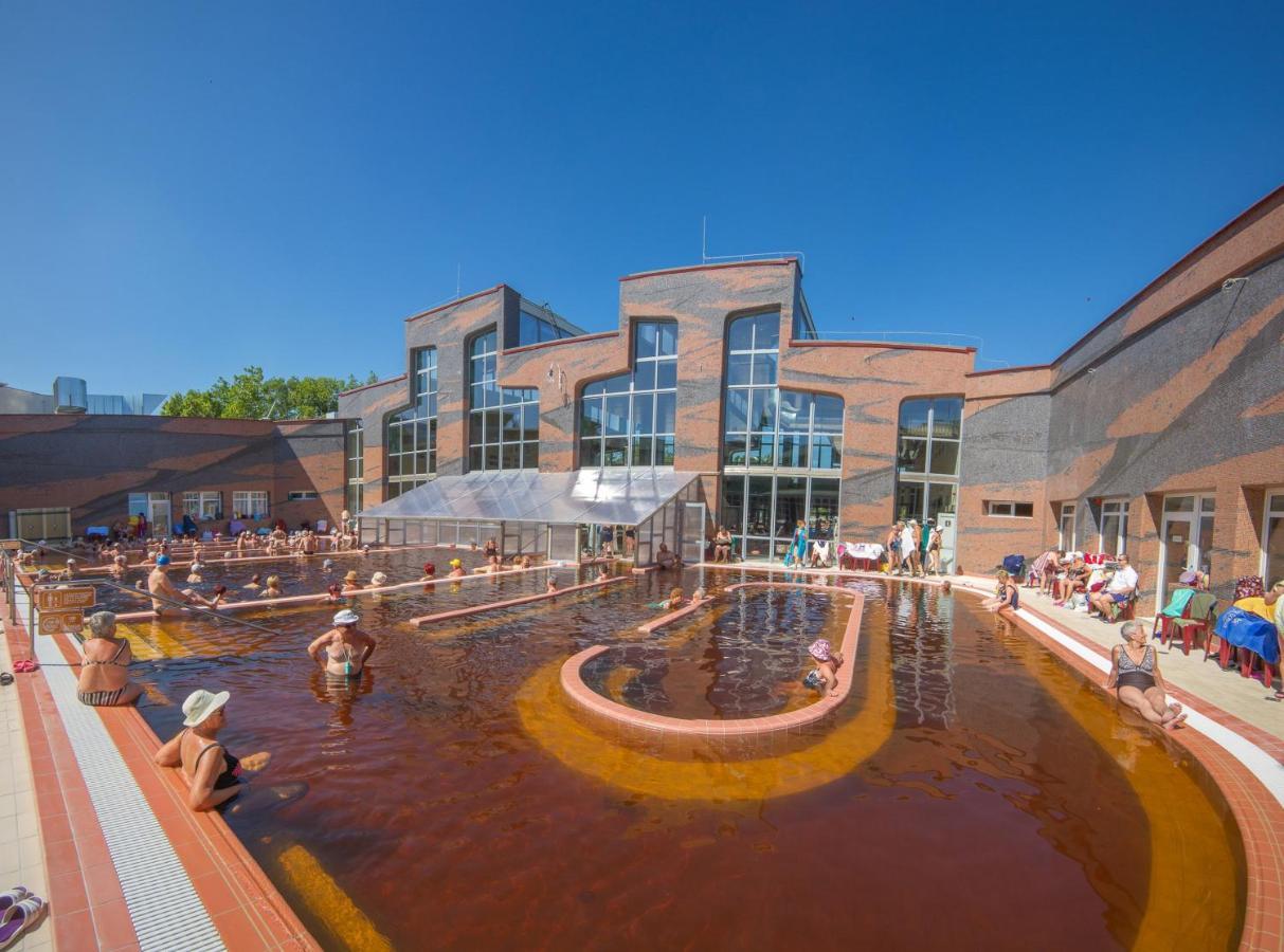 Hungarospa Thermal Camping Mobilhaz Hajdúszoboszló Exteriör bild
