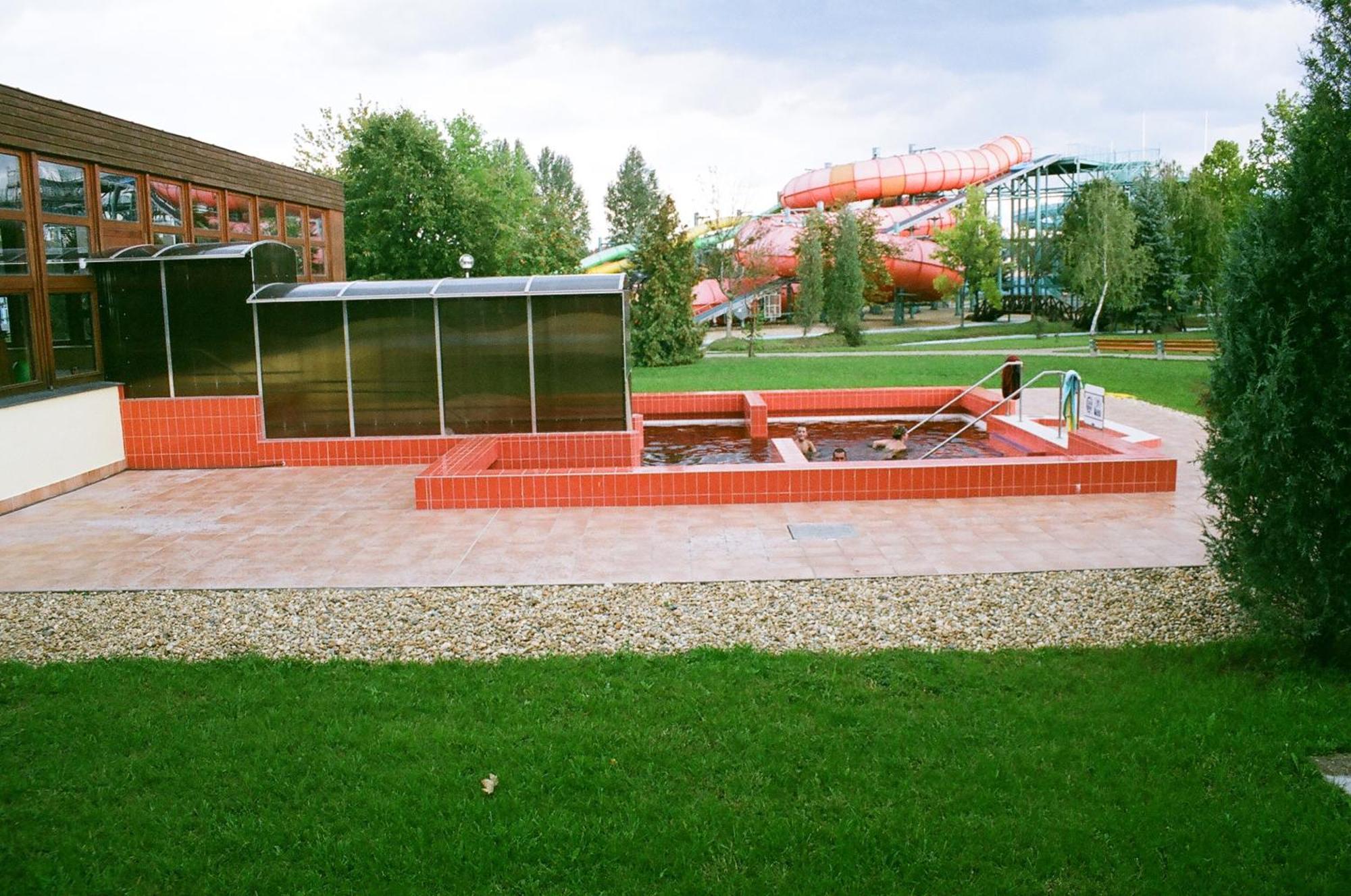 Hungarospa Thermal Camping Mobilhaz Hajdúszoboszló Exteriör bild